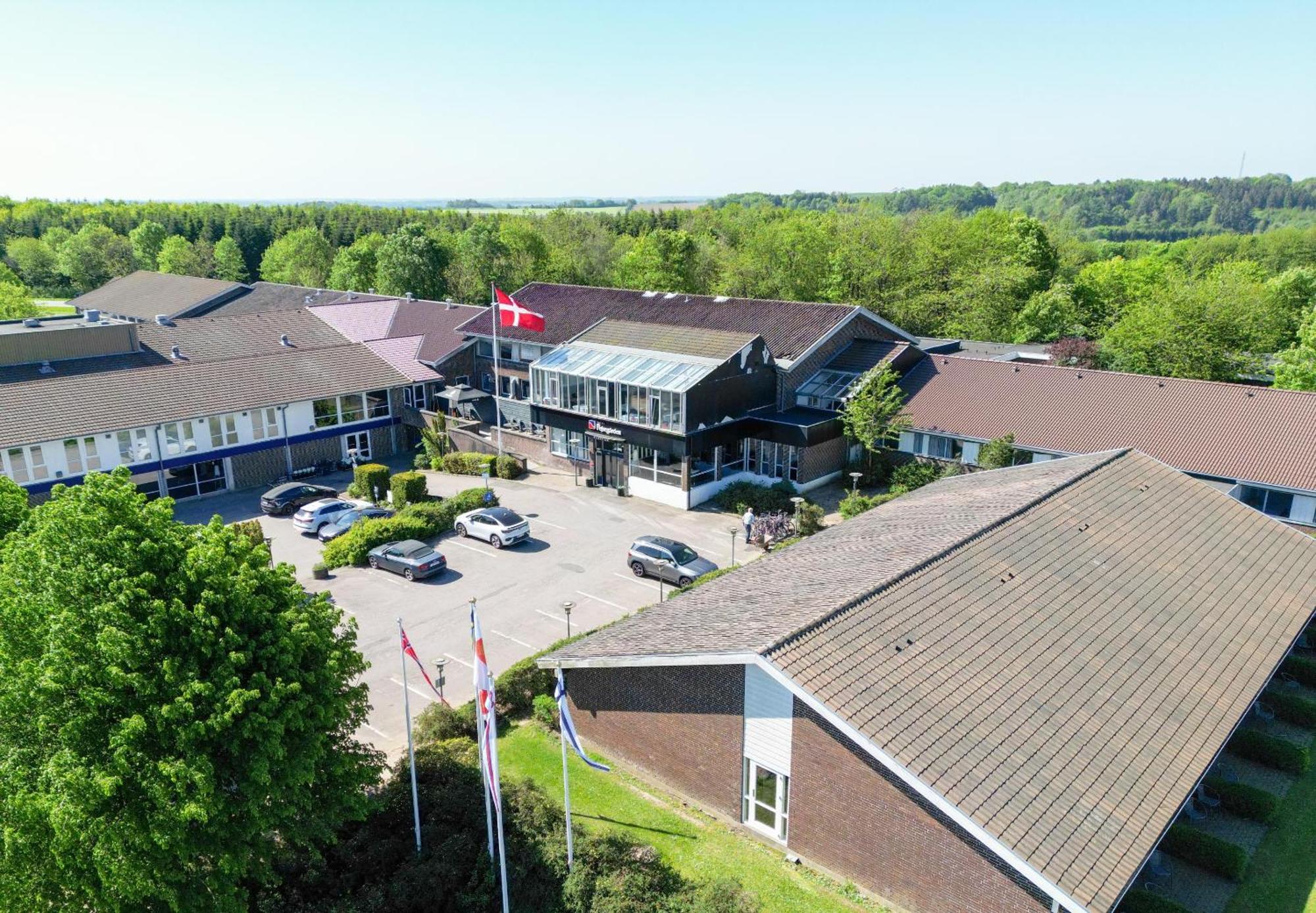 Hotel Pejsegaarden Brædstrup Eksteriør bilde